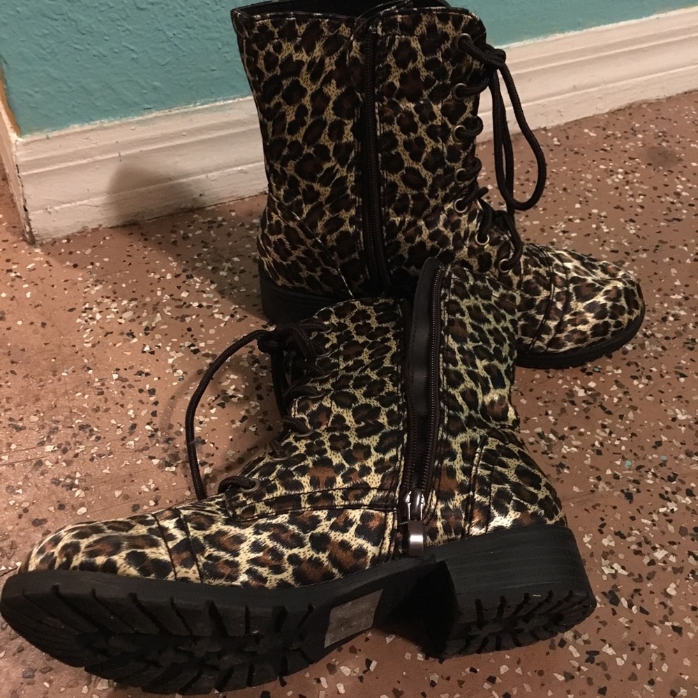 Animal Print Boots - Picture 4 of 8
